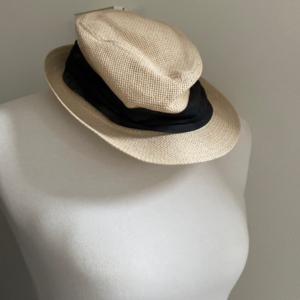 Tan Straw Fadora Hat